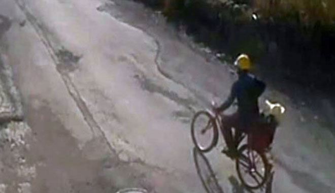 Baretli hırsız polisten kaçamadı