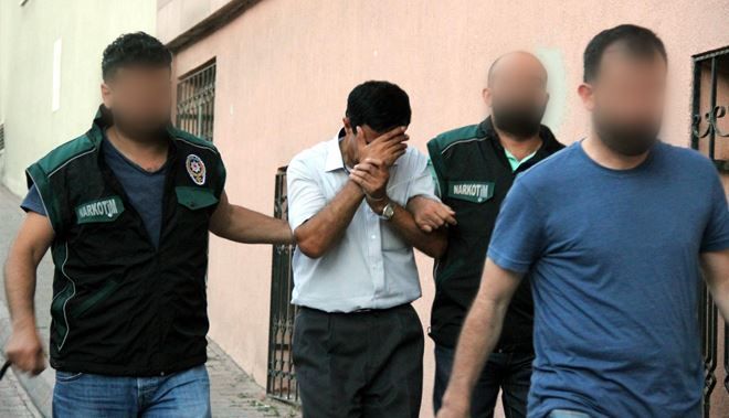 KAYSERİ´DE GÖREVLERİNDEN EL ÇEKTİRİLEN