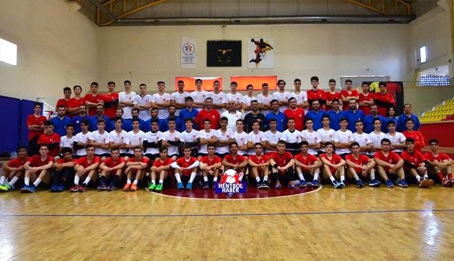 MELİKGAZİ HENTBOL KURSUNDAN