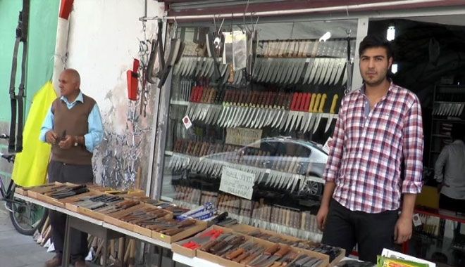 KURBANDA ÇİN MALI BIÇAKLARI