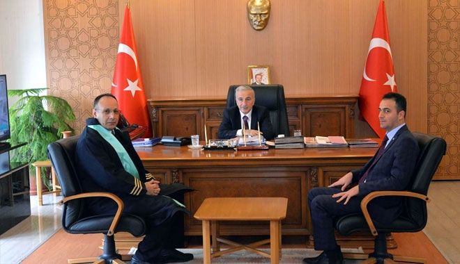 ZİRAATÇİLERDEN VALİ KAMÇI´YA ZİYARET