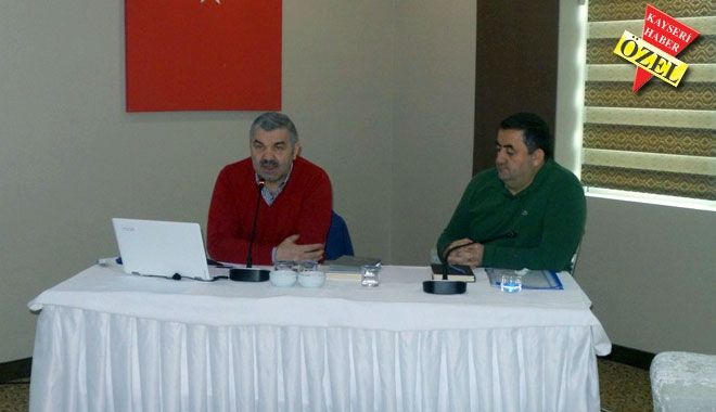 ÇELİK BAŞKAN KURMAYLARI İLE 2017´Yİ MASAYA YATIRDI