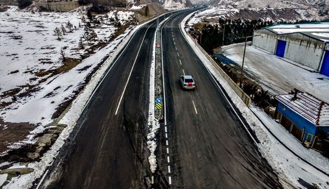 SULTAN ABDÜLHAMİD HAN BULVARI´NDAN GÜNDE 6 BİN 400 ARAÇ GEÇİYOR