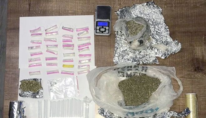 UYUŞTURUCU OPERASYONU, 4 GÖZALTI