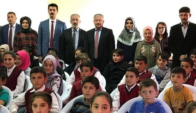 KAYMAKAM DURU, ÖĞRENCİLERE BAŞARININ SIRRINI ANLATTI