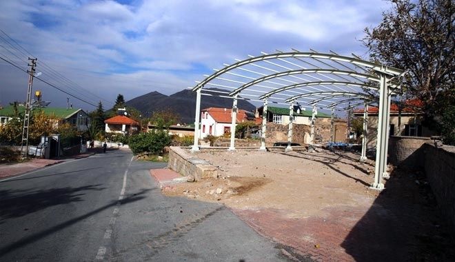 KIRANARDI BÖLGESİNE KAPALI PAZAR YERİ İNŞA EDİLİYOR