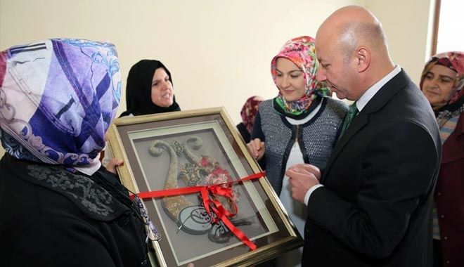 ÇOLAKBAYRAKDAR ÇİFTİ,