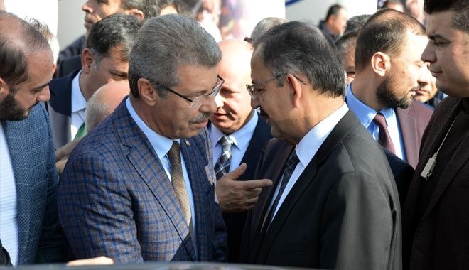 ÇEVRE BAKANI ÖZHASEKİ´DEN BAŞKAN AKAY´A TEŞEKKÜR