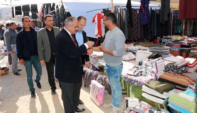 YAHYALI´DA PAZAR DÜZENLEME ÇALIŞMASI