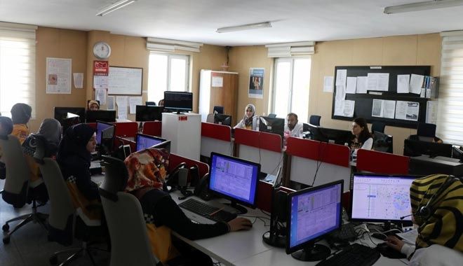 SEVGİLİSİNDEN AYRILAN, TELEFONU BOZULAN 112´Yİ ARADI