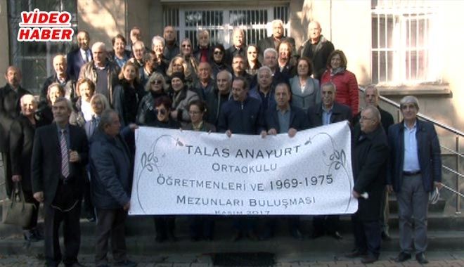 FATMA KEMAL TİMUÇİN ORTA OKULU ÖĞRENCİLERİ VE ÖĞRETMENLERİ