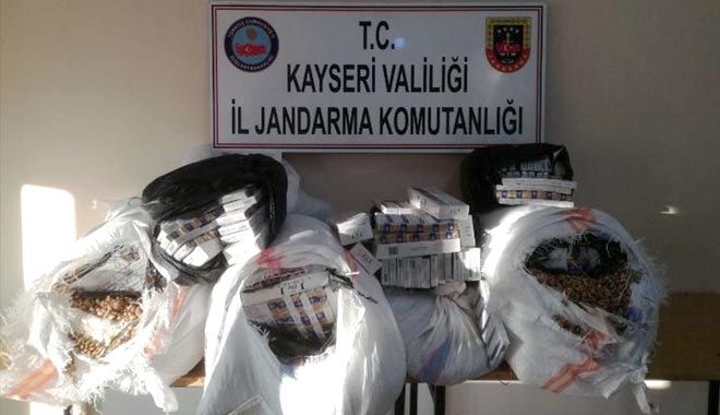FISTIK ÇUVALLARININ İÇİNDEN KAÇAK SİGARA ELE GEÇİRİLDİ