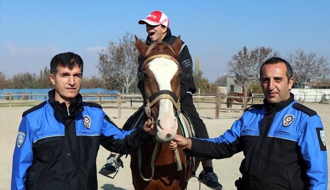 POLİSTEN ALKIŞLANACAK ÇALIŞMA