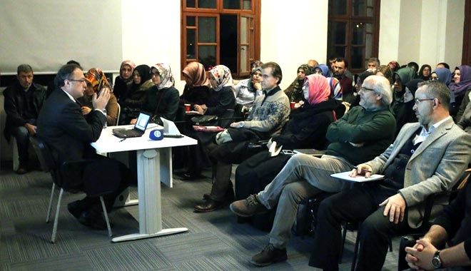 ŞEHİR AKADESMİSİ´NDE