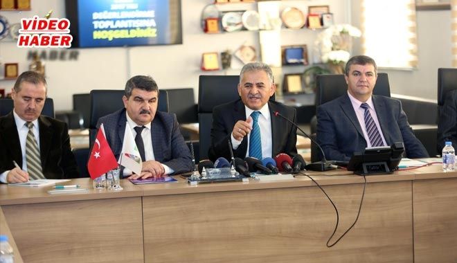 BAŞKAN  BÜYÜKKILIÇ 2017 ÇALIŞMA YILINI DEĞERLENDİRDİ