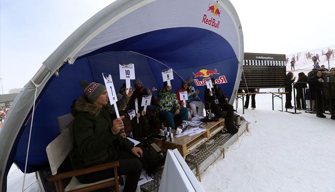 ERCİYES´İN KEYFİNİ ÇIKARDILAR