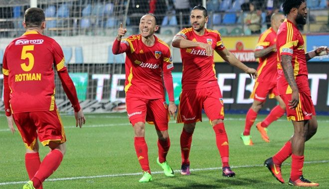 BU CUMA´DA ÇAYLAR RİZE´DEN 