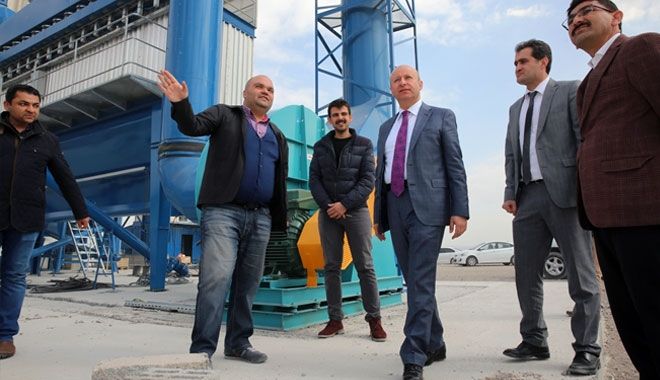 BAŞKAN ÇOLAKBAYRAKDAR YENİ KURULAN ASFALT PLENTİ´Nİ İNCELEDİ