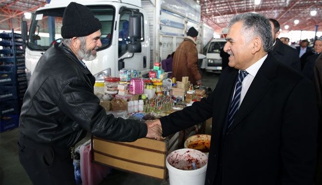 BAŞKAN MEMDUH BÜYÜKKILIÇ: 