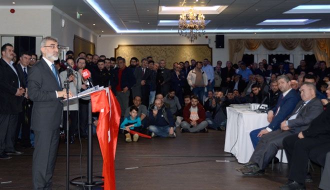 ALMANYA TANER YILDIZ´IN SALONUNU DA İPTAL ETTİ