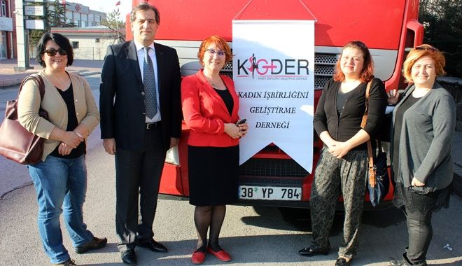 KİGDER´DEN ÇANAKKALE AYVACIK´A YARDIM ELİ