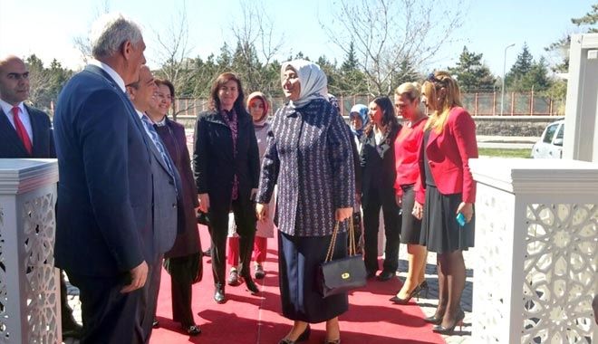 BAŞKAN ÇELİK´İN EŞİ İKBAL ÇELİK,