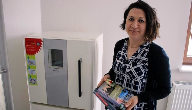 KİTAPLAR BU MAKİNE SAYESİNDE 