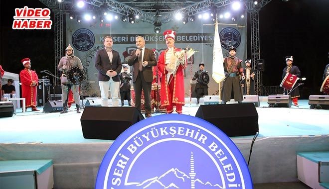 SUFİ MEHTER RAMAZAN SOKAĞI´NDA