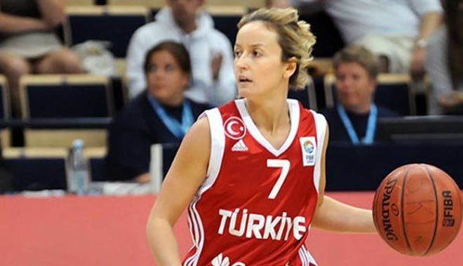 AGÜ SPOR, ESKİ OYUNCUSUNUN PEŞİNE DÜŞTÜ