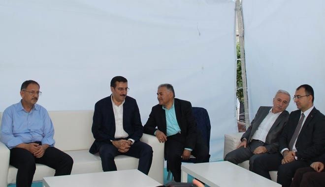 Bakan Tüfenkci´den Özhaseki´ye Taziye Ziyareti