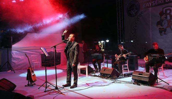 RAMAZAN SOKAĞI´NDA 15 TEMMUZ MARŞI