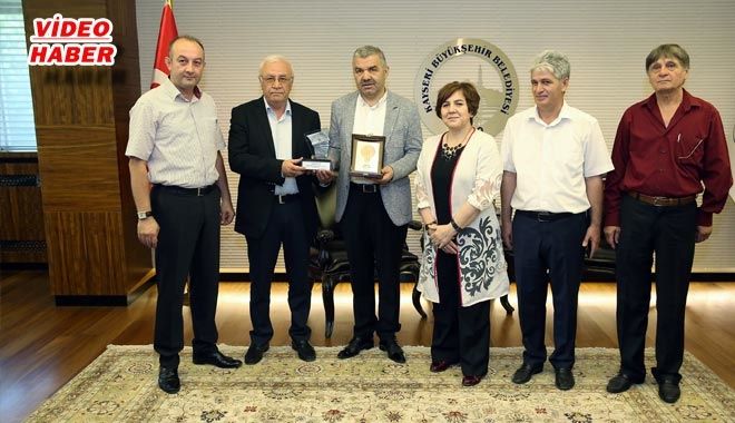 ÇERKESLERDEN BAŞKAN ÇELİK´E TEŞEKKÜR