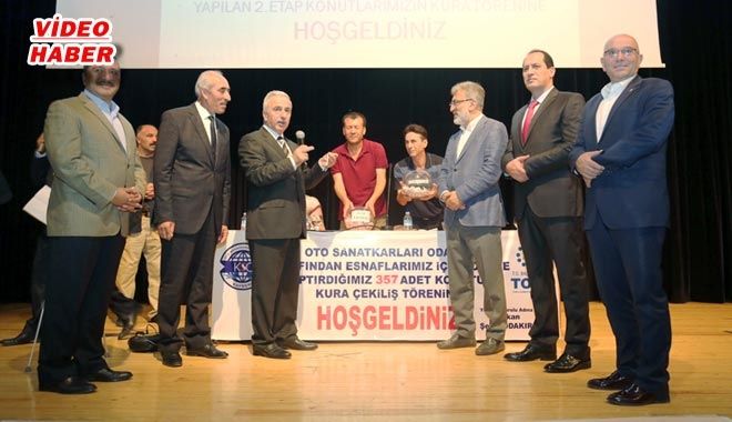 OTO SANATKÂRLAR ODASI 