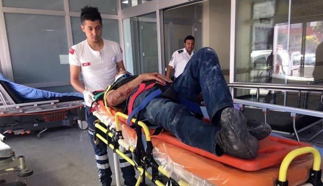 HAFRİYAT KAMYONU DEVRİLDİ