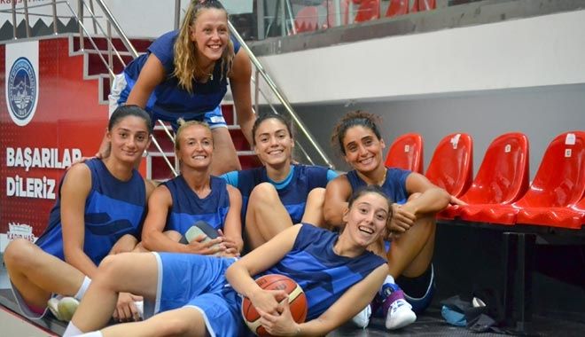 AGÜ SPOR SEZON AÇILIŞINI YAPTI