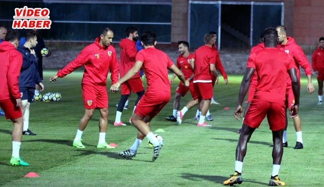 KAYSERİSPOR ÇALIŞMALARA BAŞLADI