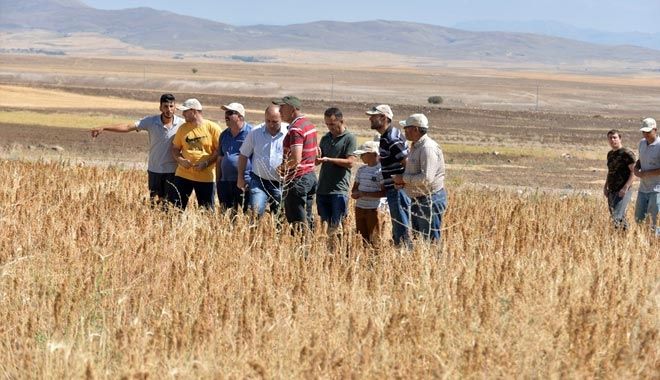 ÇİFTÇİLER KAYSERİ´DE İLKİ GERÇEKLEŞTİRDİ 