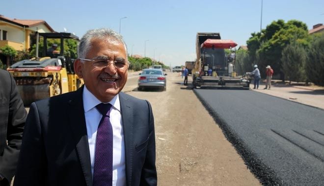 MELİKGAZİ BELEDİYE BAŞKANI MEMDUH BÜYÜKKILIÇ,