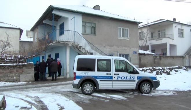 GAZETECİYE HIRSIZ ŞOKU