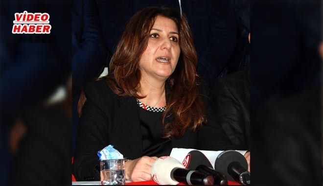 CHP´DE İPİ GÖĞÜSLEYEN ÜMİT ÖZER OLDU