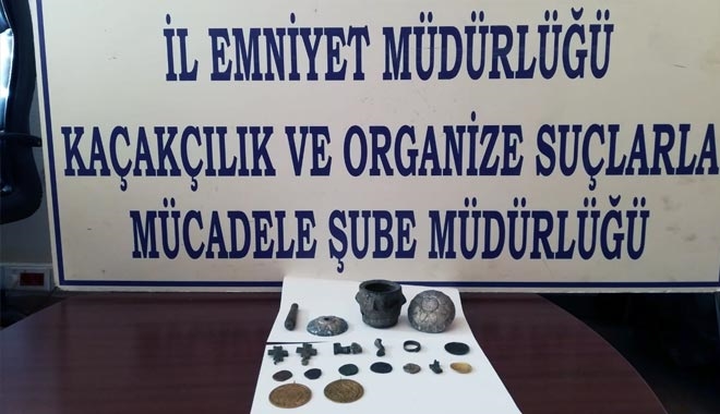 TARİHİ ESER KAÇAKÇILARI