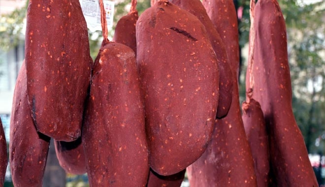 KAYSERİ´DE 8 AYDA 350 TON PASTIRMA,