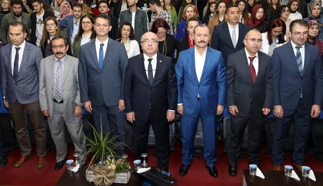 KAYSERİ ÜNİVERSİTESİ´NİN AÇILIŞ DERSİNİ