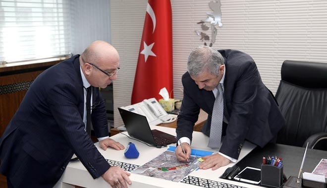 BÜYÜKŞEHİR BELEDİYE BAŞKANI MUSTAFA ÇELİK,