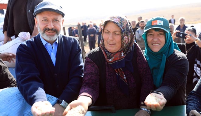 O; HERKESİN BAŞKANI