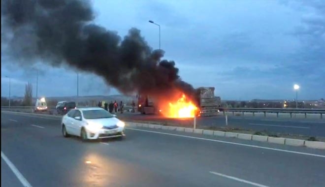 SEYİR HALİNDEYKEN ALEV ALAN TIRI