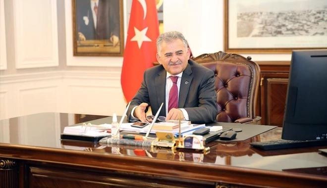 MELİKGAZİ´DE ETLİK VE DAMIZLIK TAVUK