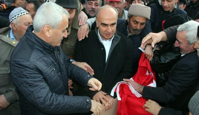 İNCESU BELEDİYESİNDEN MEHMETCİĞE DESTEK