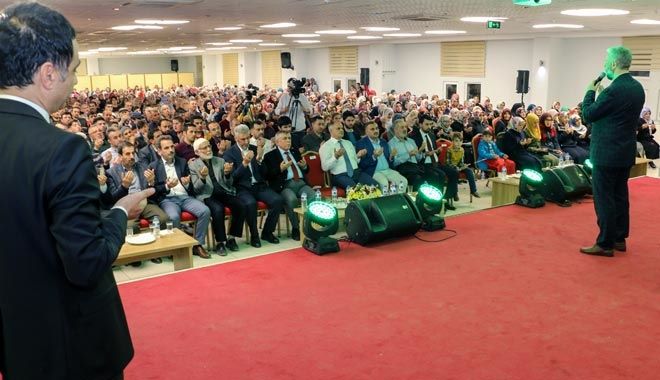 YAHYALI´DA ELLER MEHMETÇİĞE DUA İÇİN