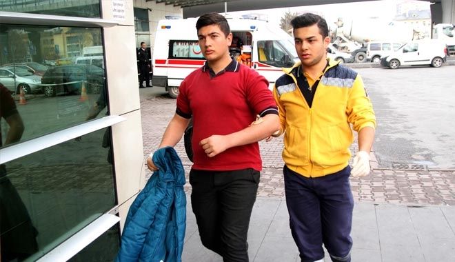 NAFTALİN ŞAKASI ÖĞRENCİLERİ HASTANELİK ETTİ